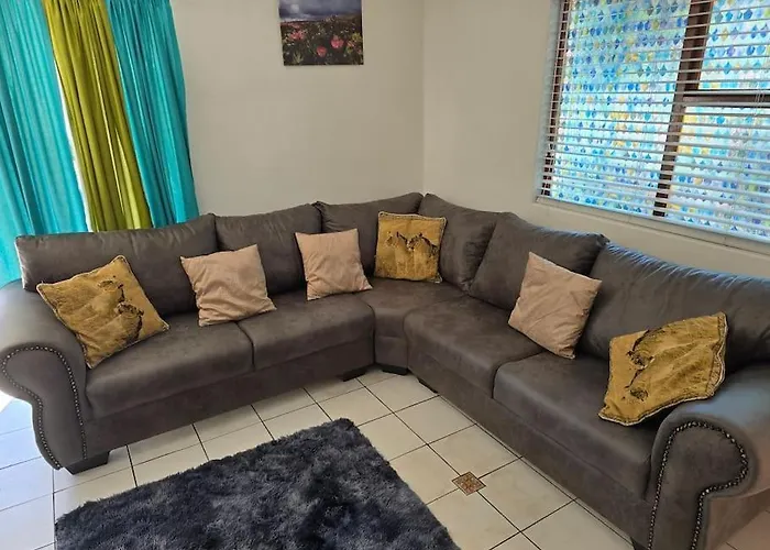 Super Cosy Apartment In Quiet Area Vanzylsrus