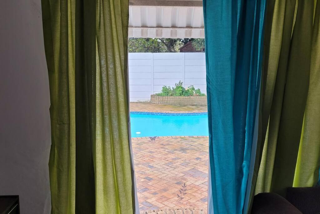 Apartamento Super Cosy In Quiet Area Vanzylsrus Cidade Do Cabo